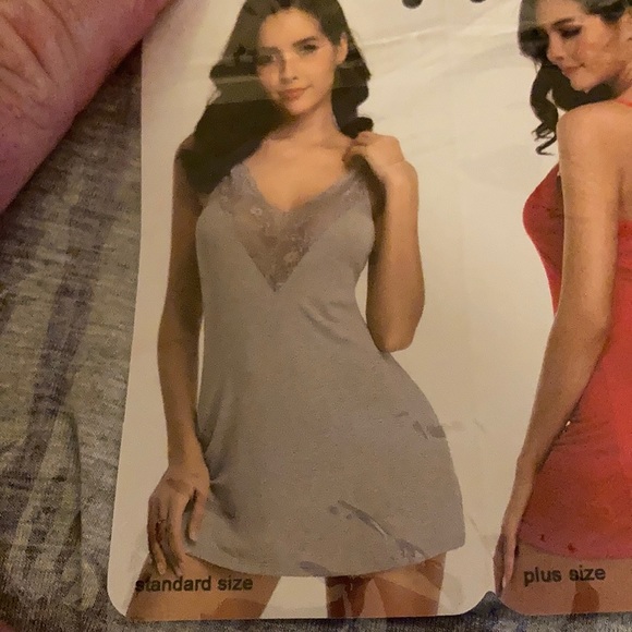 Nighty - Picture 2 of 5